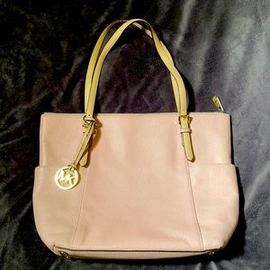 Michael Kors pale pink purse
